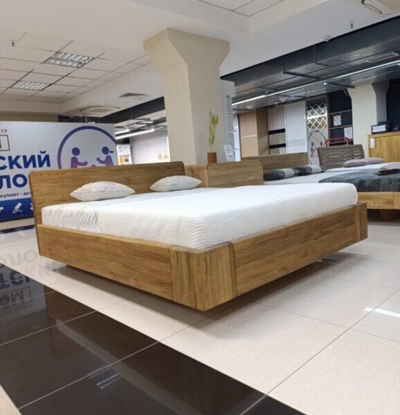Кровать Obolo из массива дуба Кровать Obolo из массива дуба
